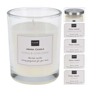 Lõhnaküünal klaasis